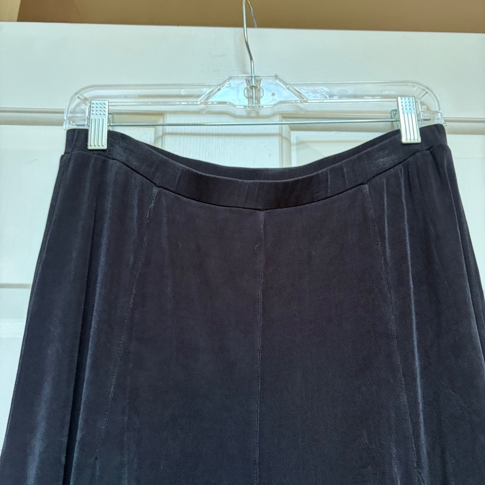 Chicos Travelers Black Knit Gored Flared Midi Skirt Size 2 Large Comfy Stretch - Picture 9 of 10
